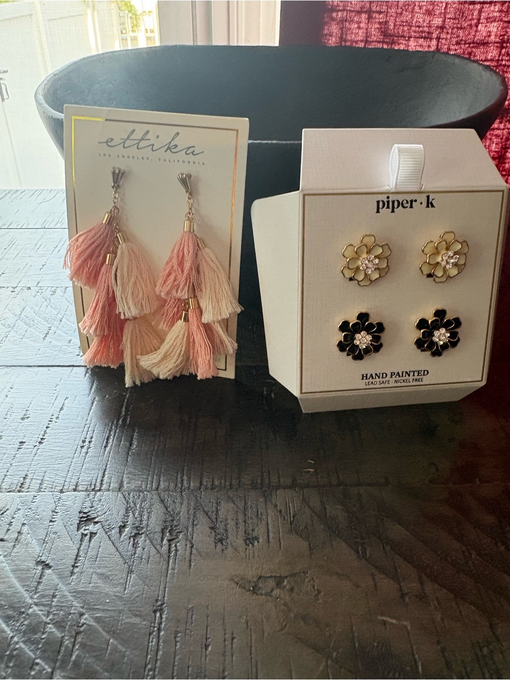 3 pairs of earrings! Clip ons and/or pierced.